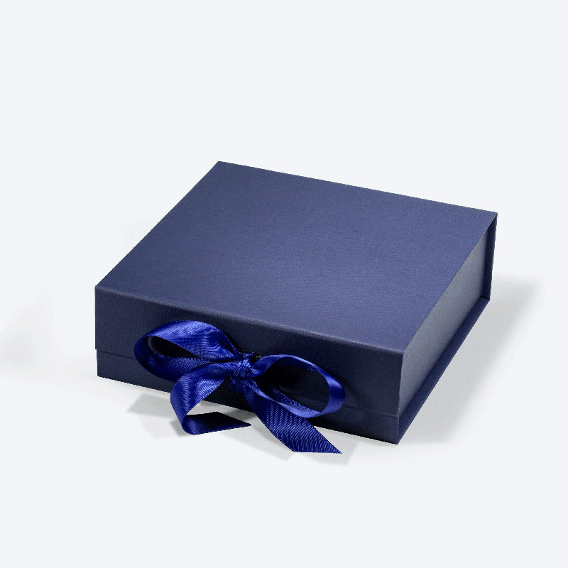 A6 Square Navy Blue Magnetic Gift Box with Ribbon