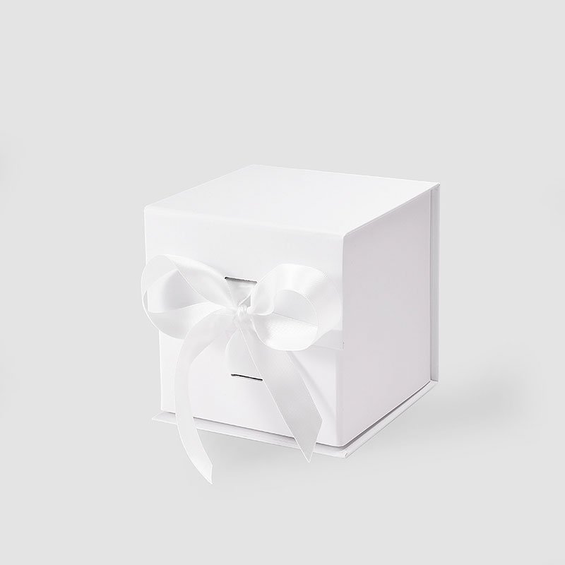 Light White Extra Small Gift Box