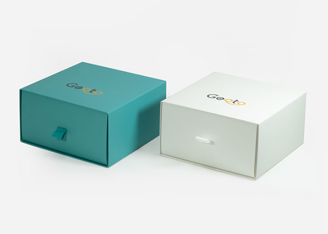 Introducing the Foldable Drawer Gift Box!