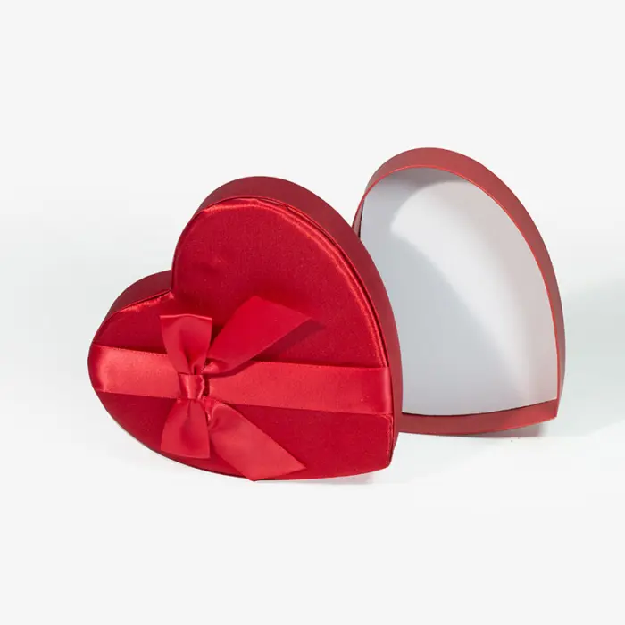Diy heart shaped gift box