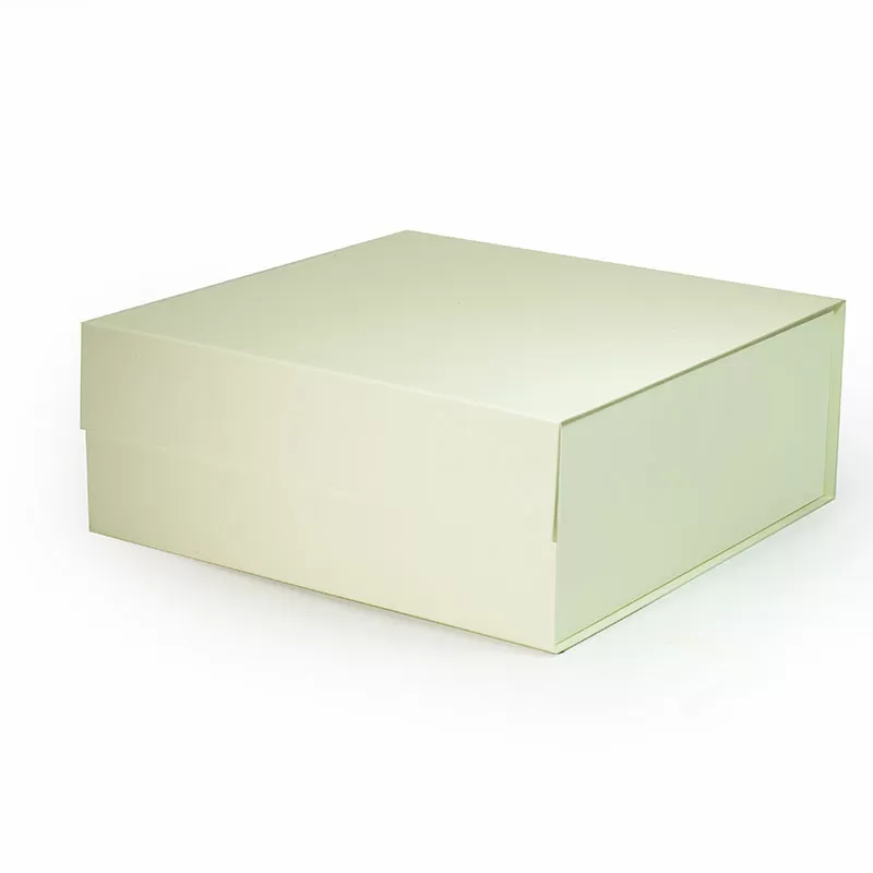 Large Square Ivory Magnetic Gift Box