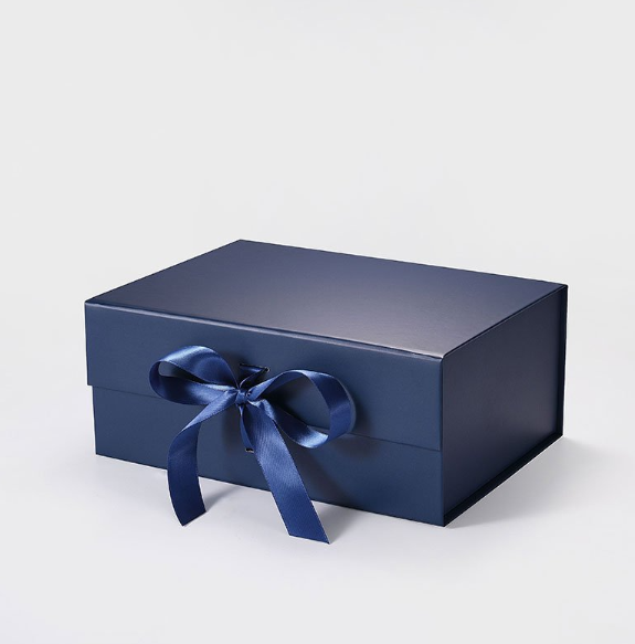 Navy Blue Father’s Day Dad Gift Box: The Perfect Present for Your Superhero Dad