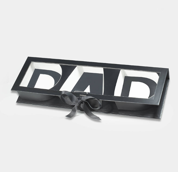 Why You Should Choose A Father’s Day Window Dad Gift Box Dealer?