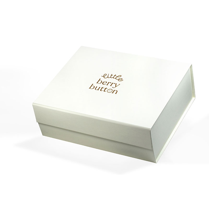 https://www.geotobox.com/wp-content/uploads/2023/08/luxury-gift-box-manufacturer-.jpeg
